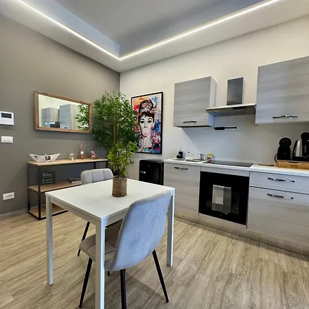 Maison 32 - Station - Netflix Free Bari