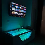 Maison 32 - Station - Netflix Free *
