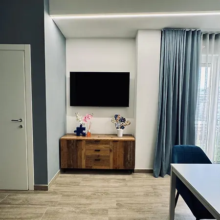 Maison 32 - Station - Netflix Free Bari