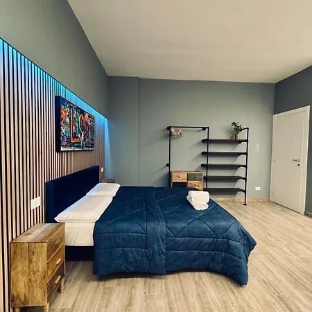 Maison 32 - Station - Netflix Free Apartament Bari
