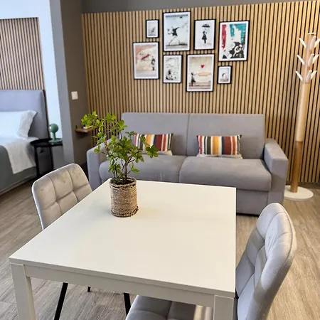 Maison 32 - Station - Netflix Free شقة باري